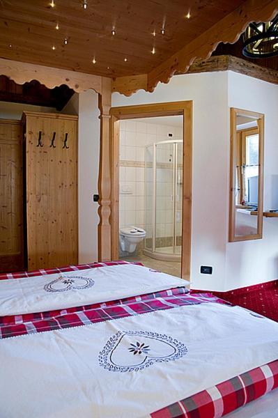 פוצה די פאסה Hotel Garni San Nicolo מראה חיצוני תמונה
