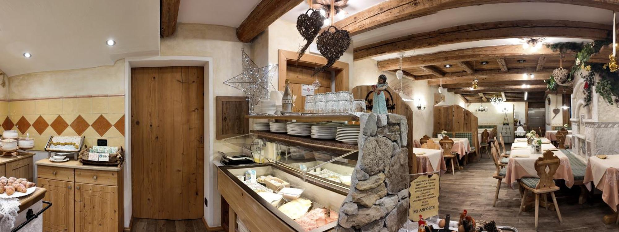 פוצה די פאסה Hotel Garni San Nicolo מראה חיצוני תמונה