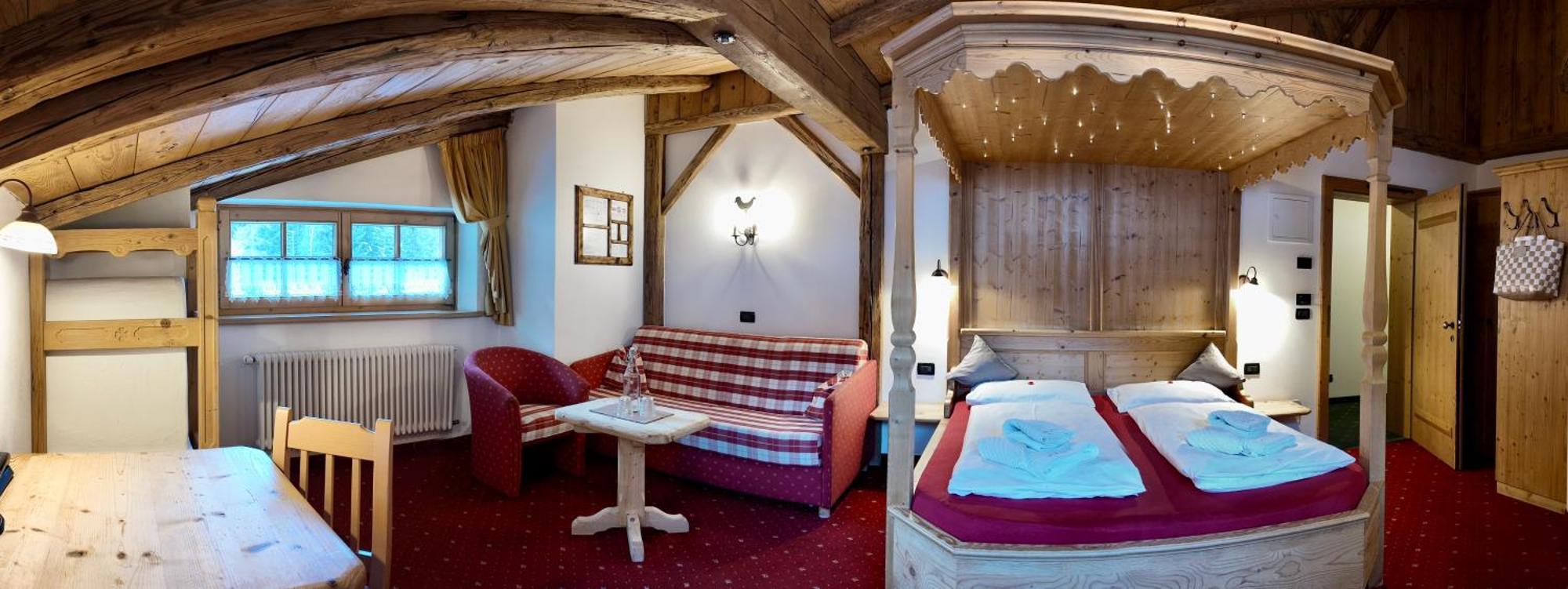 פוצה די פאסה Hotel Garni San Nicolo מראה חיצוני תמונה