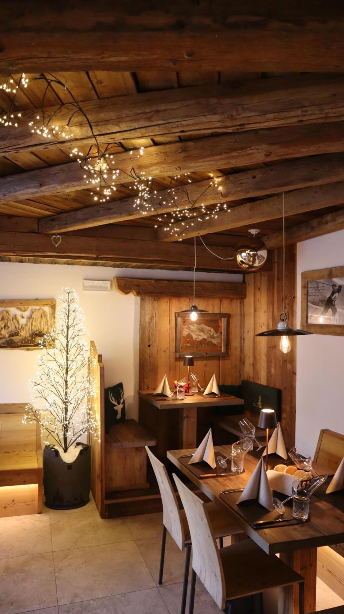 פוצה די פאסה Hotel Garni San Nicolo מראה חיצוני תמונה
