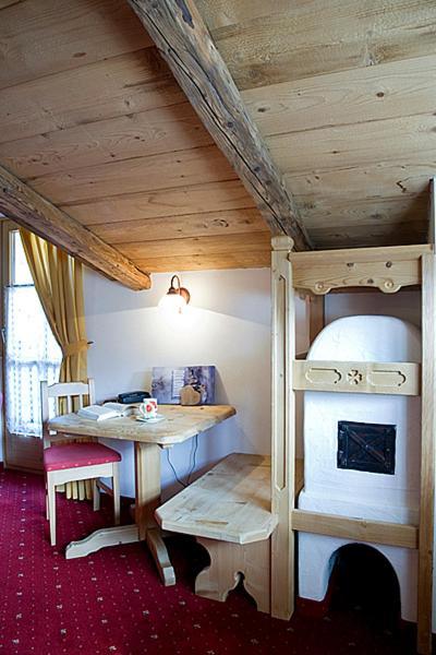 פוצה די פאסה Hotel Garni San Nicolo מראה חיצוני תמונה